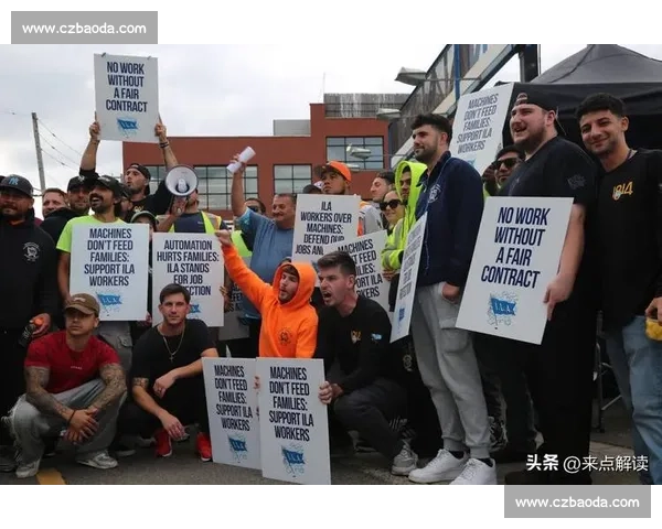 场面失控背后的人性裂变与社会秩序崩塌的深层现实警示与反思启示